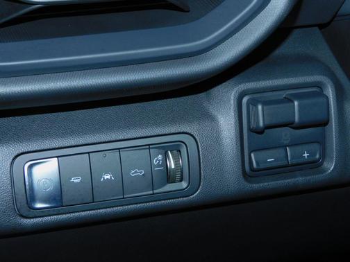 2024 Chevrolet Silverado EV WT