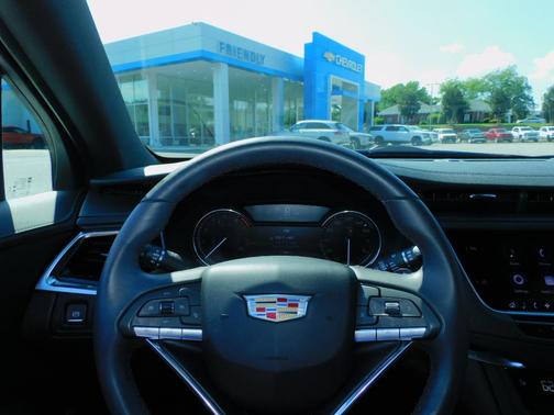 2023 Cadillac XT6 Luxury AWD