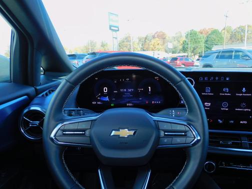 2025 Chevrolet Equinox EV LT