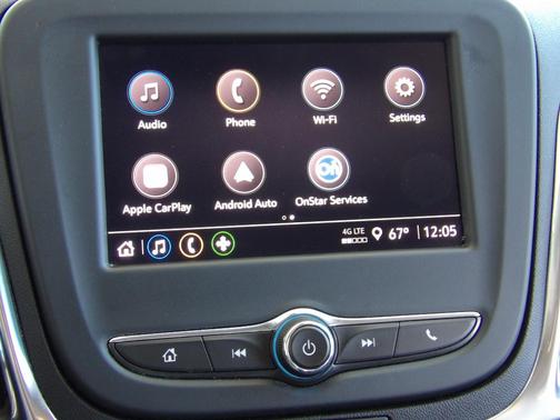 White 2024 Chevrolet Equinox LT