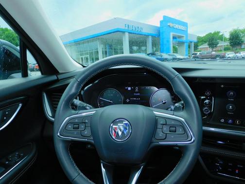 2022 Buick Envision Essence