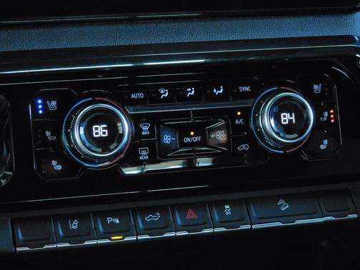 2024 GMC Sierra 3500 AT4