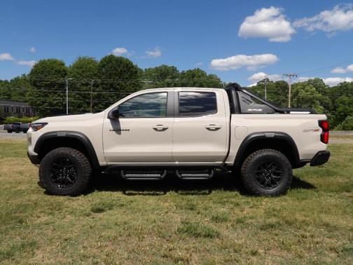 Tan 2026 Chevrolet Colorado ZR2