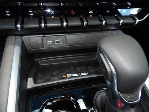 Tan 2026 Chevrolet Colorado ZR2