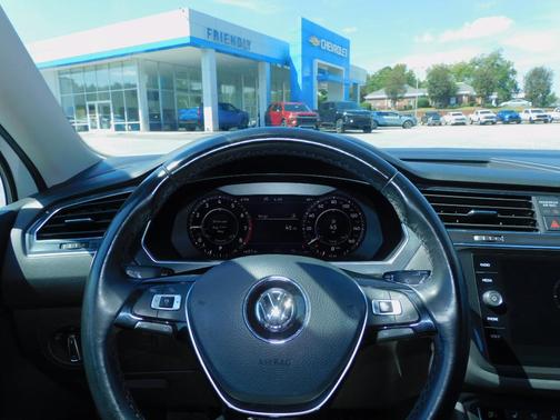 2019 Volkswagen Tiguan 2.0T SEL