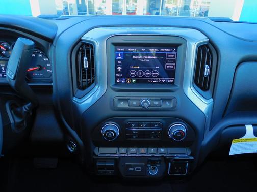 2026 Chevrolet Silverado 2500 Custom