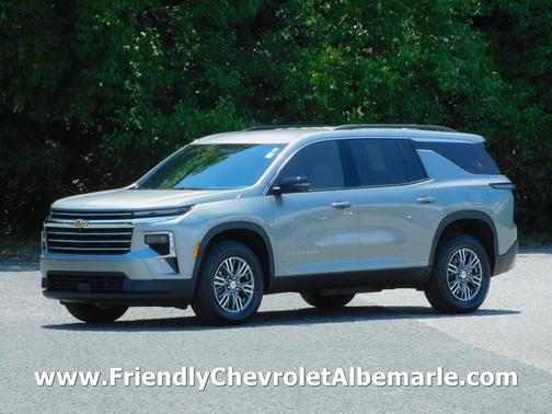 Gray 2026 Chevrolet Traverse LT
