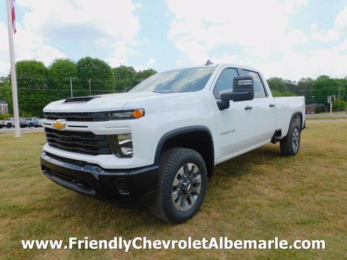 White 2026 Chevrolet Silverado 2500 Custom Truck