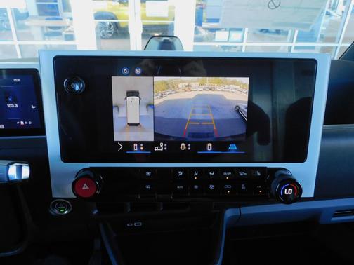 2025 Chevrolet BrightDrop 400 Base