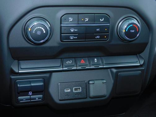 2023 Chevrolet Silverado 2500 Custom