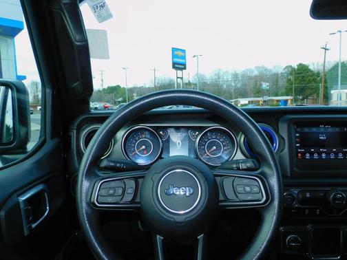 2022 Jeep Wrangler Sport