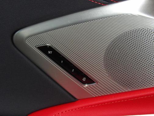 2025 Chevrolet Corvette Stingray w/2LT