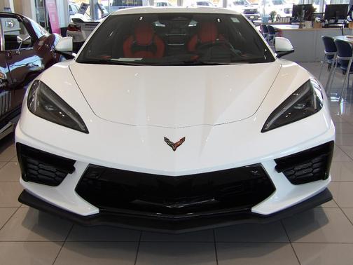 2025 Chevrolet Corvette Stingray w/2LT