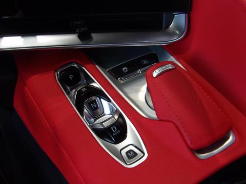 2025 Chevrolet Corvette Stingray w/2LT