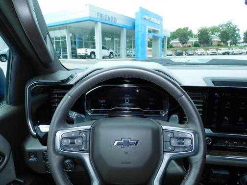 2023 Chevrolet Silverado 1500 LT Trail Boss