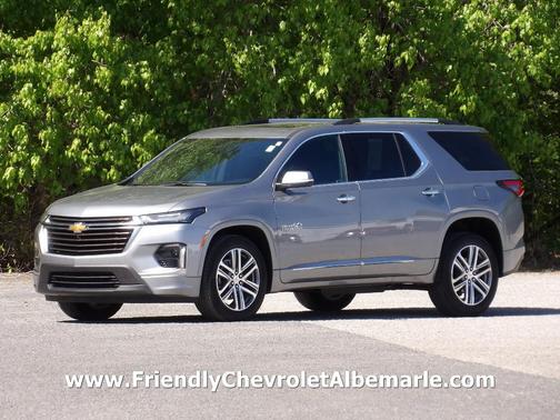 Gray 2023 Chevrolet Traverse High Country