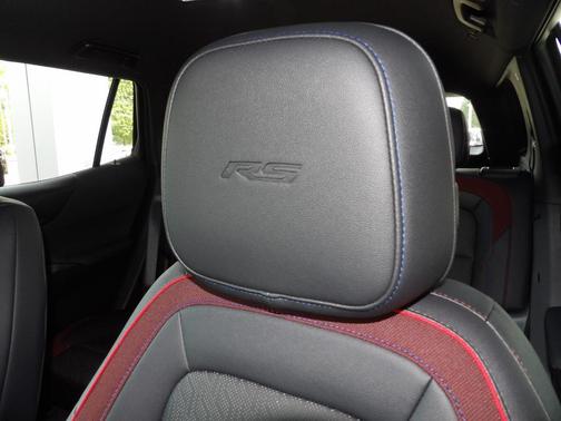 Gray 2026 Chevrolet Equinox RS