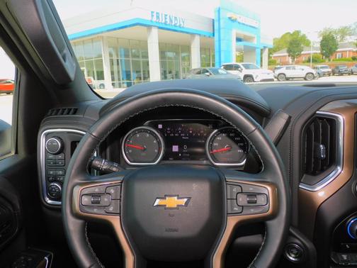 2023 Chevrolet Silverado 3500 High Country