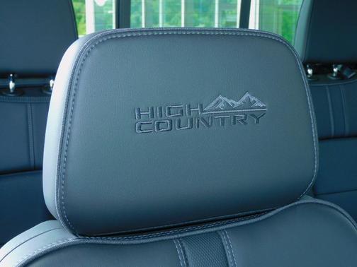 2023 Chevrolet Silverado 3500 High Country