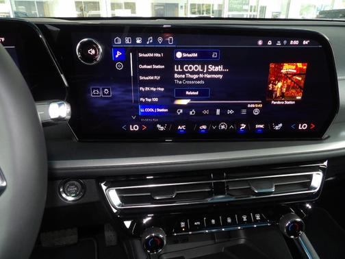 Blue 2026 Chevrolet Traverse LT