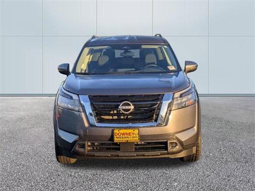2025 Nissan Pathfinder SV FWD