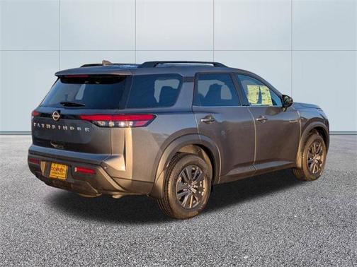 2025 Nissan Pathfinder SV FWD