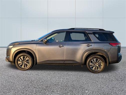 2025 Nissan Pathfinder SV FWD