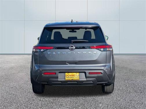 2025 Nissan Pathfinder S FWD