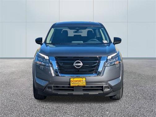 2025 Nissan Pathfinder S FWD