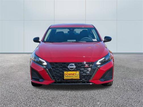 2025 Nissan Altima SR FWD