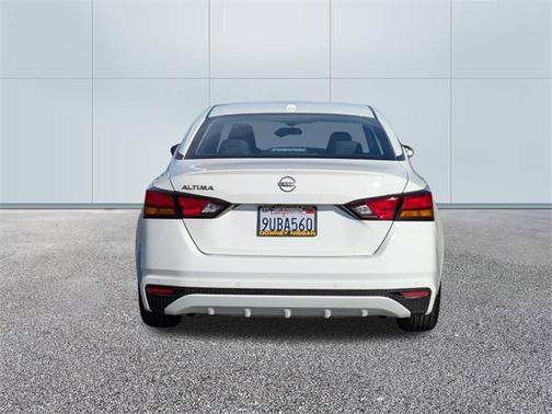 2025 Nissan Altima S FWD