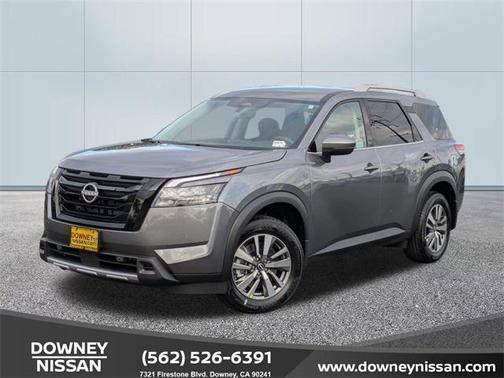 2025 Nissan Pathfinder SL FWD