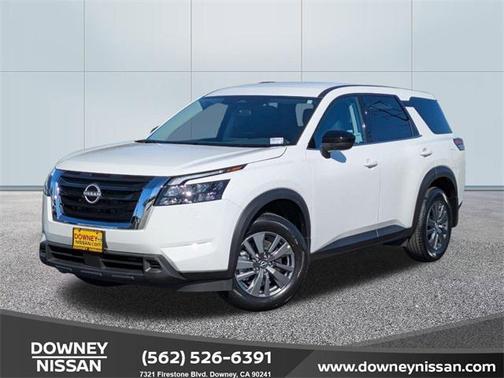 2025 Nissan Pathfinder S FWD