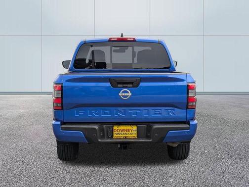 Bluestone Pearl 2025 Nissan Frontier SV