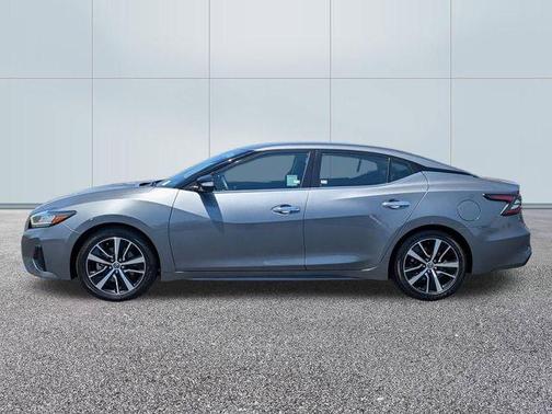 Gun Metallic 2023 Nissan Maxima SV Xtronic CVT