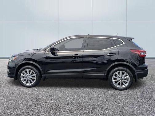 Magnetic Black Pearl 2020 Nissan Rogue Sport S
