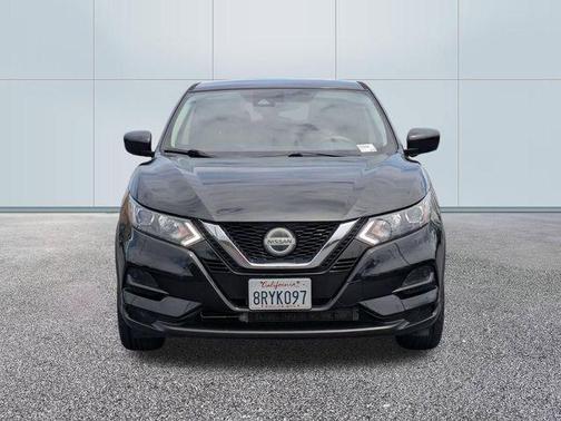 Magnetic Black Pearl 2020 Nissan Rogue Sport S