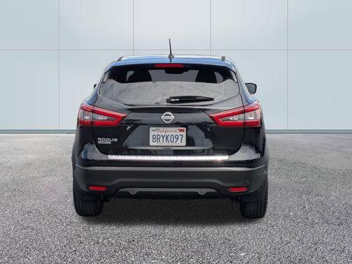 Magnetic Black Pearl 2020 Nissan Rogue Sport S