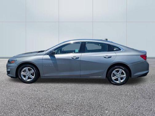 Sterling Gray Metallic 2023 Chevrolet Malibu 1LS
