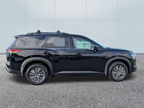 2025 Nissan Pathfinder SV FWD