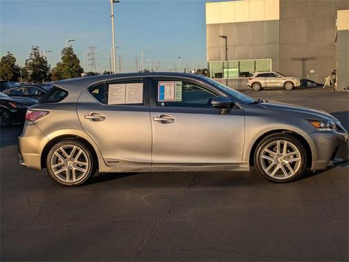 2017 Lexus CT 200h Base