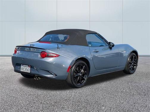 2020 Mazda MX-5 Miata Club