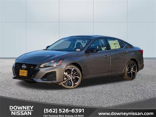 2025 Nissan Altima SR FWD