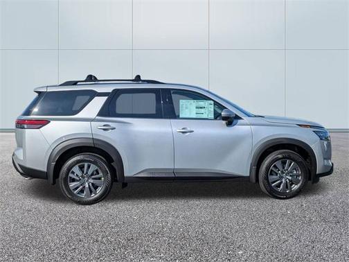 2025 Nissan Pathfinder SV FWD