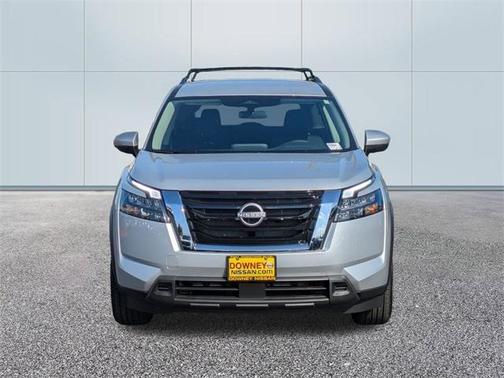 2025 Nissan Pathfinder SV FWD