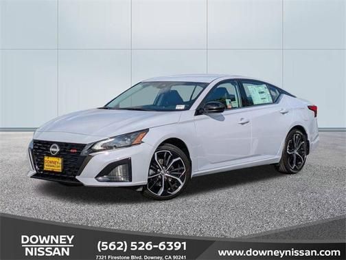 2025 Nissan Altima SR FWD