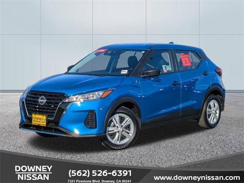 2025 Nissan Kicks S