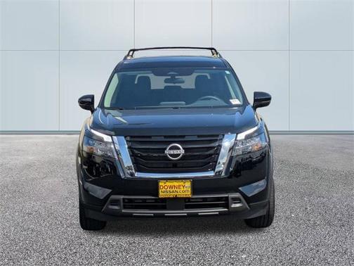 2025 Nissan Pathfinder SV FWD