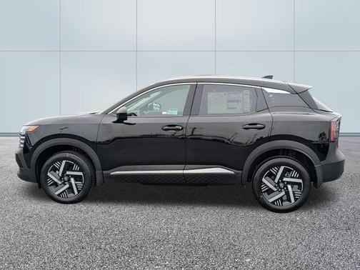 Super Black 2026 Nissan Kicks SV