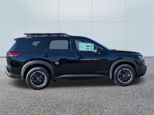 2025 Nissan Pathfinder Rock Creek 4WD